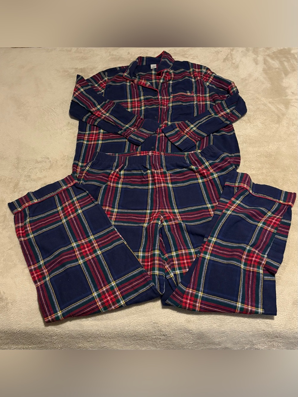 Women’s Liz Claiborne Long Sleeve Plaid Pajama Set – Top + Pants - XLT